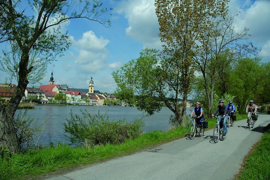 Hotel Kitzinger Hof An Der B8 Kitzingen Tyskland